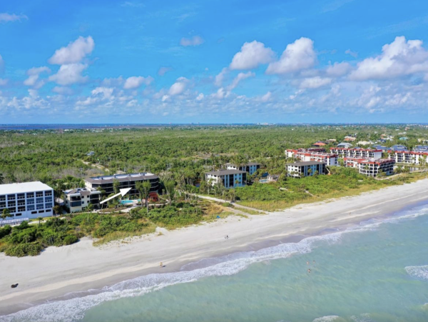 Sanibel Vacation Condo Sleeps Six Guests.